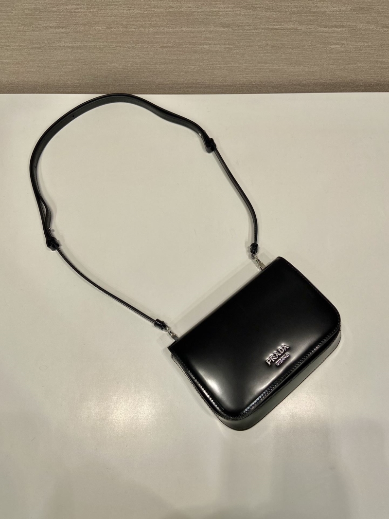Pra*a satchel bags
